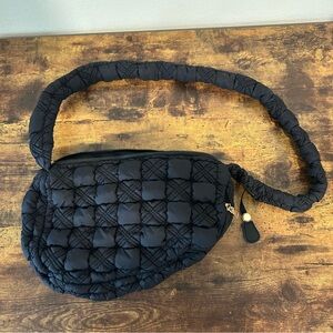 NWOT Large Black Quilted Women's Hobo puffer Bag